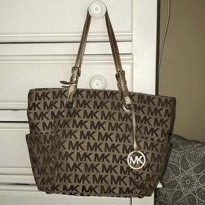 Michael Kors purse
